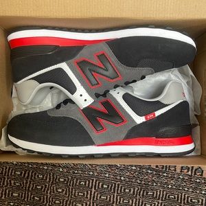 New Balance Men’s Classic Sneakers ML574SM2